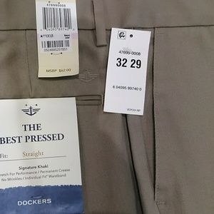 Brand new Dockers Khakis size 32x29